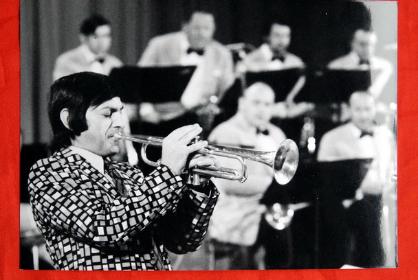 DUSKO GOYKOVICH RARE PHOTOGRAPH TRUMPETH JAZZ FEST 1971