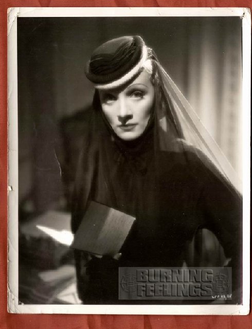 MARLENE DIETRICH 30’ RARE ORIGINAL VINTAGE PHOTO 22/25