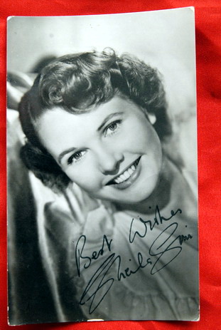SHEILA SIM 50’ VERY RARE AUTOGRAPHED PROMO PHOTO